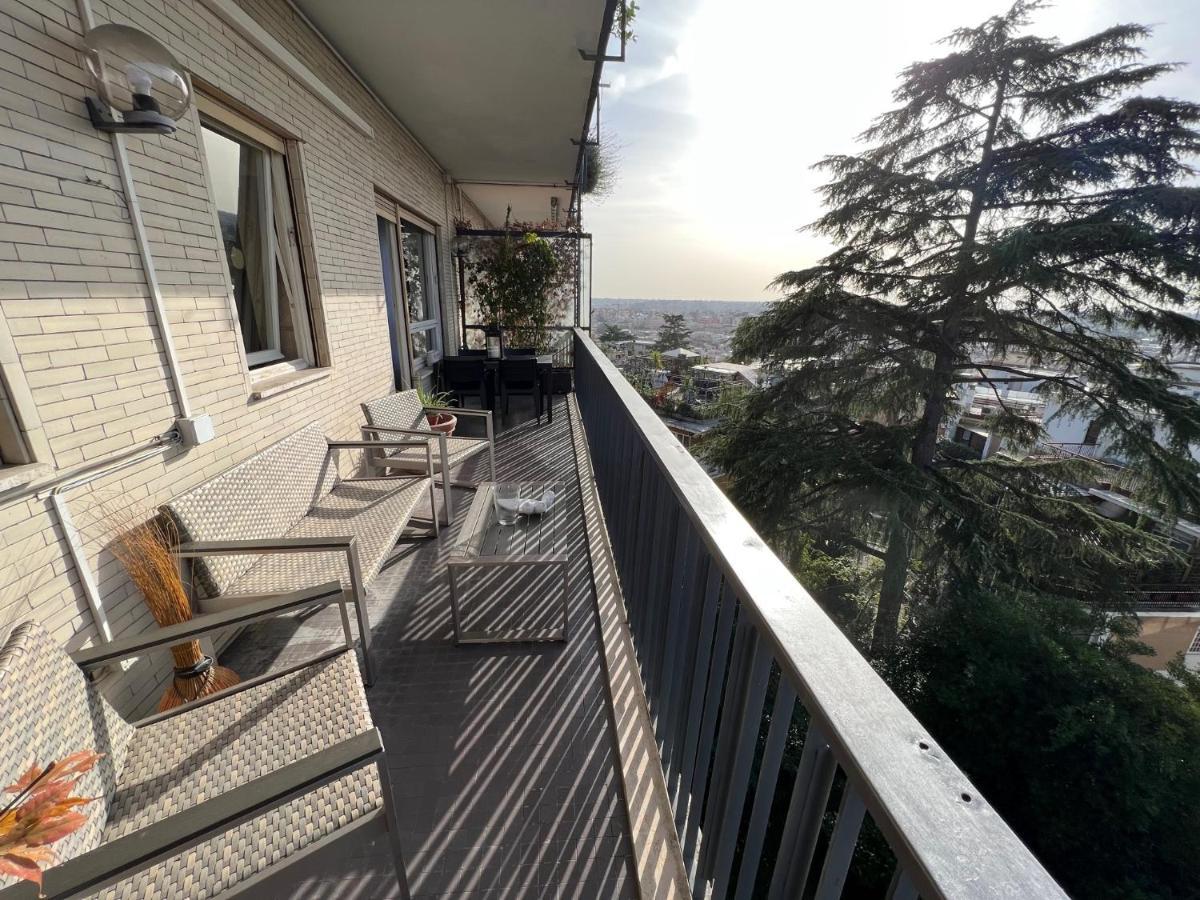 Sunset Charming Apartment Рим Екстер'єр фото