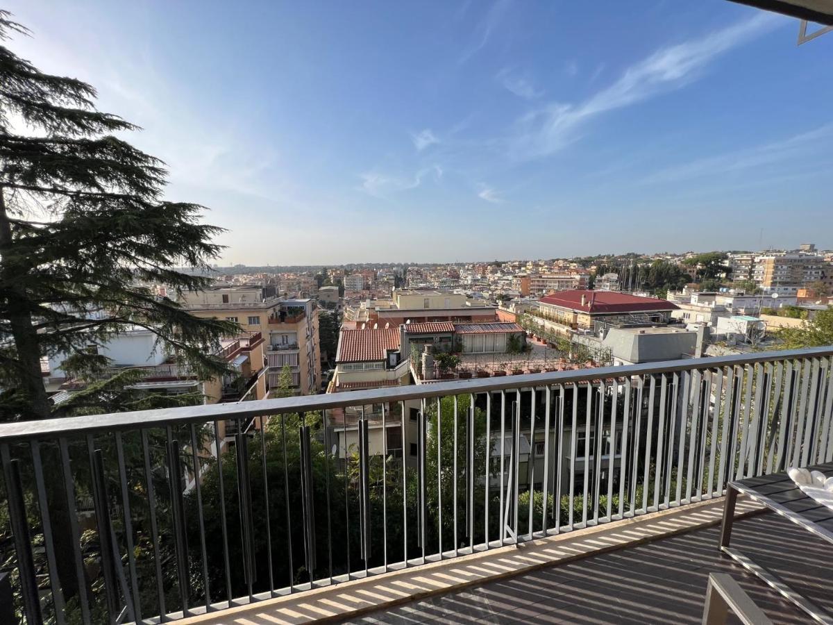 Sunset Charming Apartment Рим Екстер'єр фото
